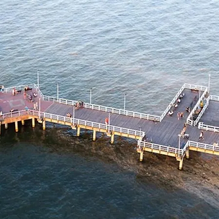 Sunny Lounge Near The Sea غدانسك